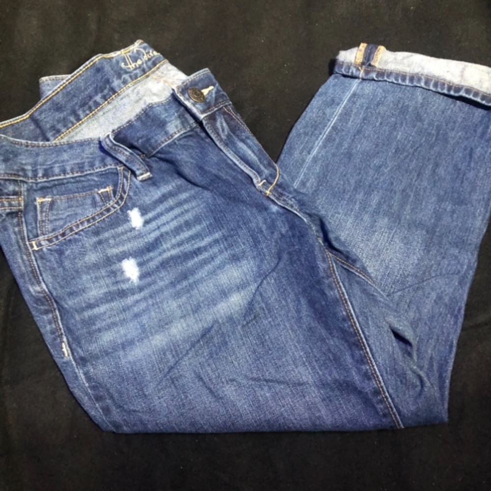 Old Navy The Diva Cuffed Capris Jeans